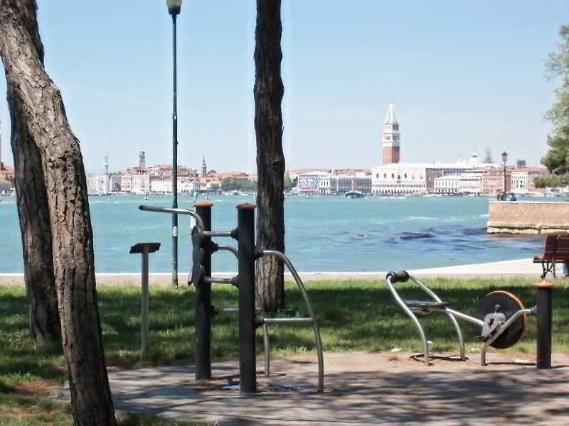 B And B Biennale Venezia Отель Венеция